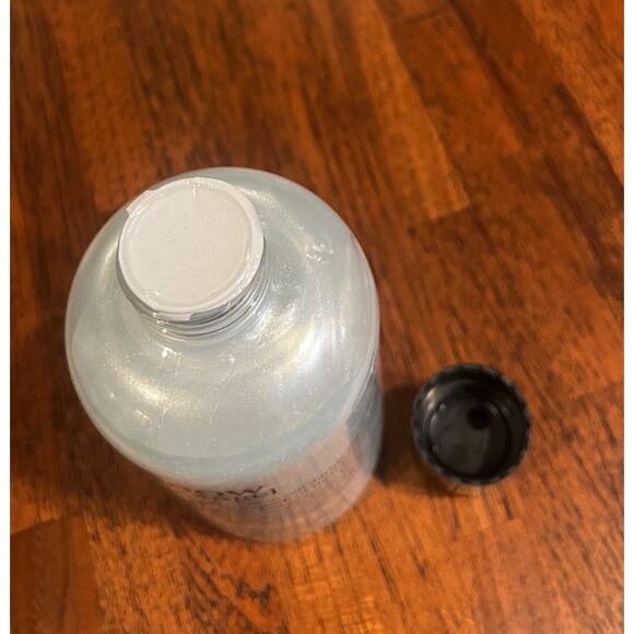 Philosophy Snow Angel Shampoo, Shower Gel & Bubble Bath 8 Fl Oz 240 mL SEALED - Picture 2 of 3